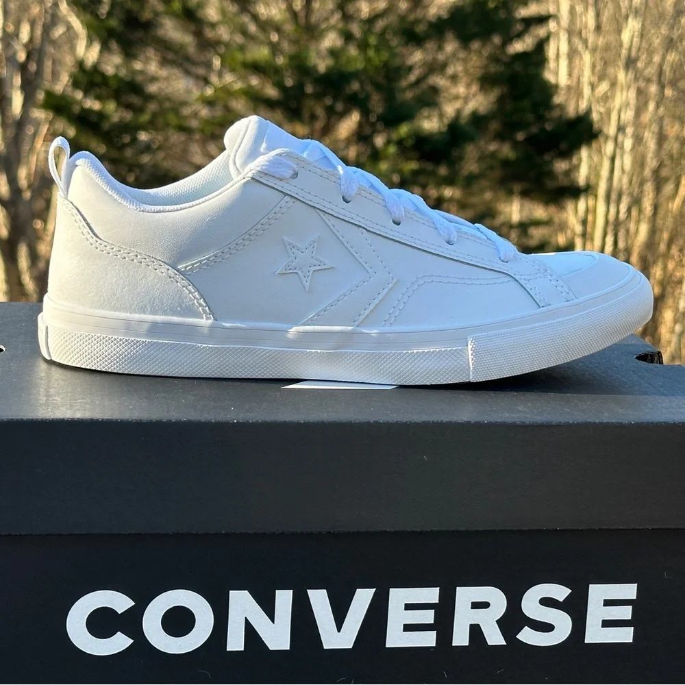 NEW Converse Youth All White Pro Blaze Low Top Casual Shoe - Youth Size 5Y